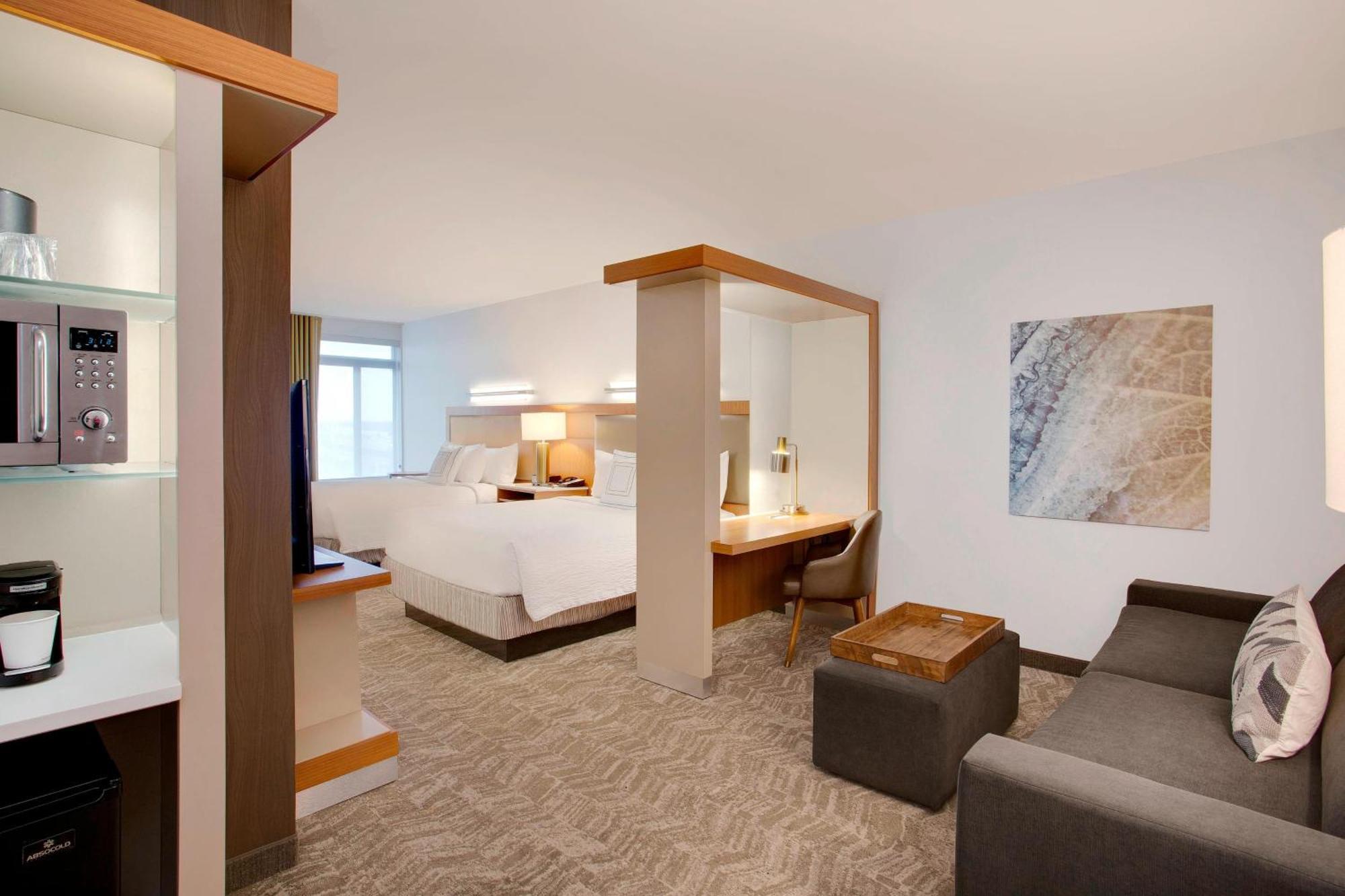 Springhill Suites Hartford Airport/Windsor Locks Exterior photo